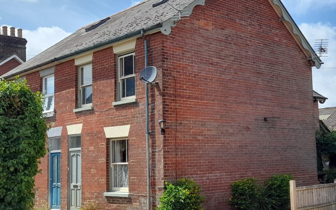 Southfields Ringwood BH24 3AB