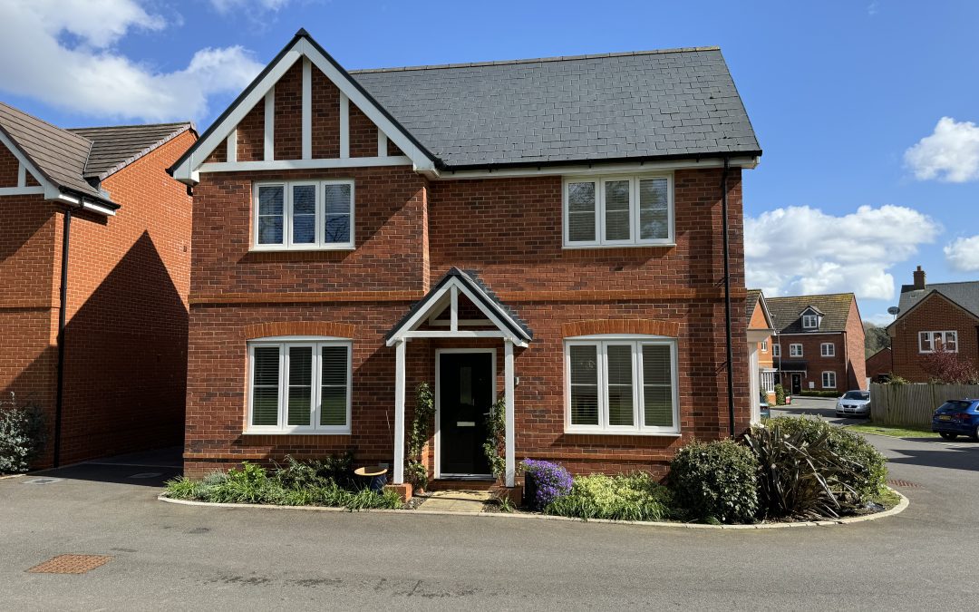 Primrose Close Wimborne BH24 4EZ